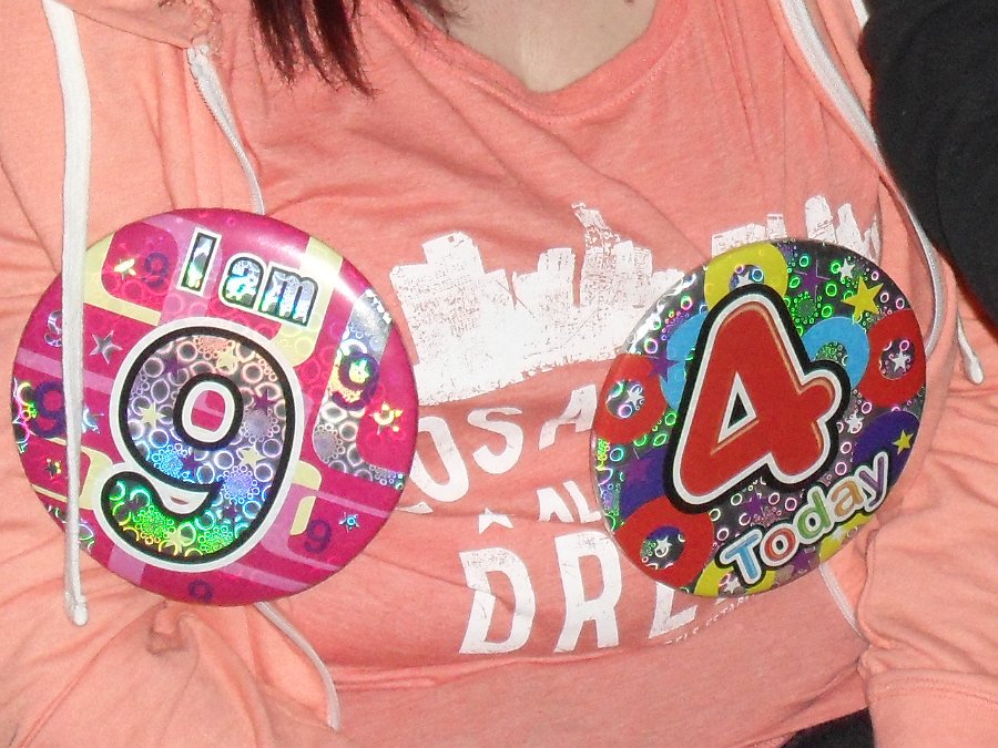 (52)